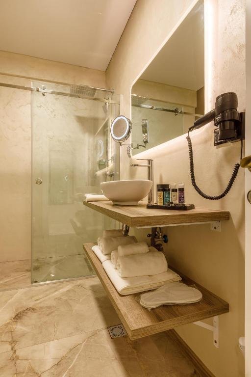 Azimuth Luxury – 1 (18)