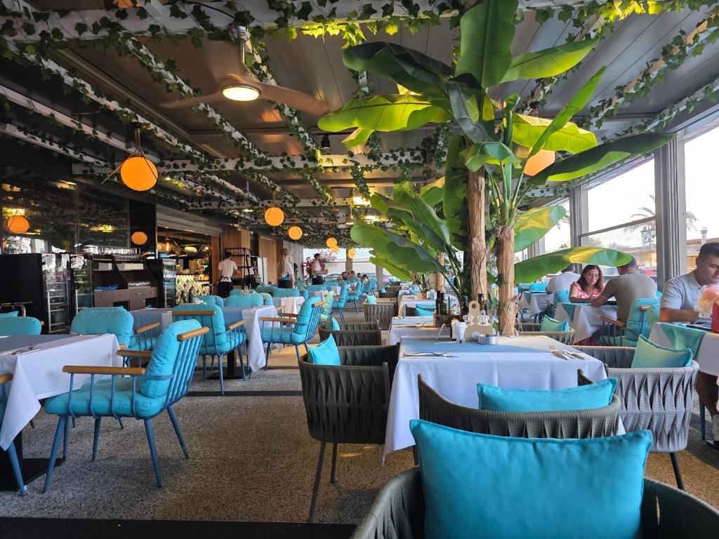 Azimuth Luxury – 1 (26)