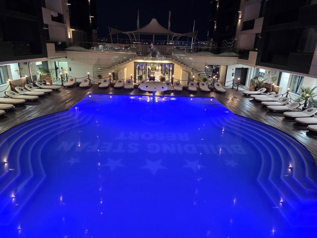 Azimuth Luxury – 1 (6)